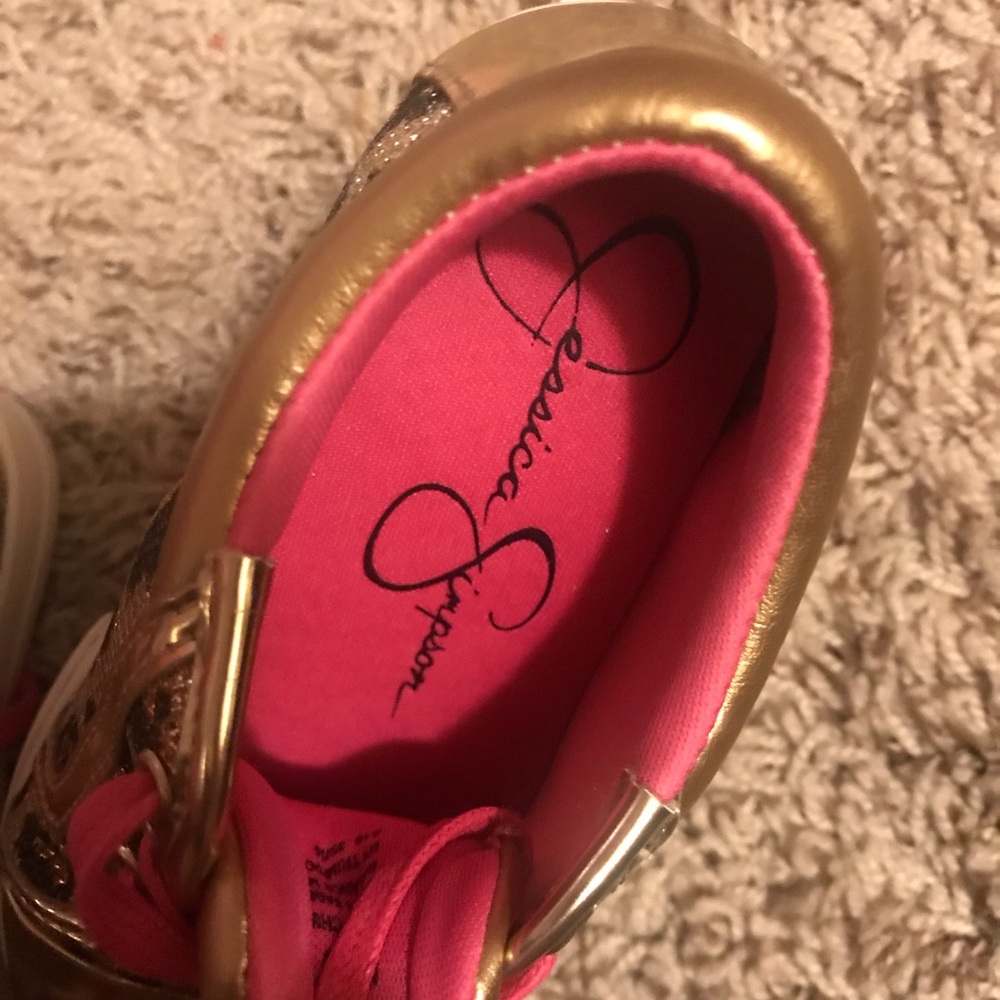 Jessica Simpson toddler size shoes ( never worn)